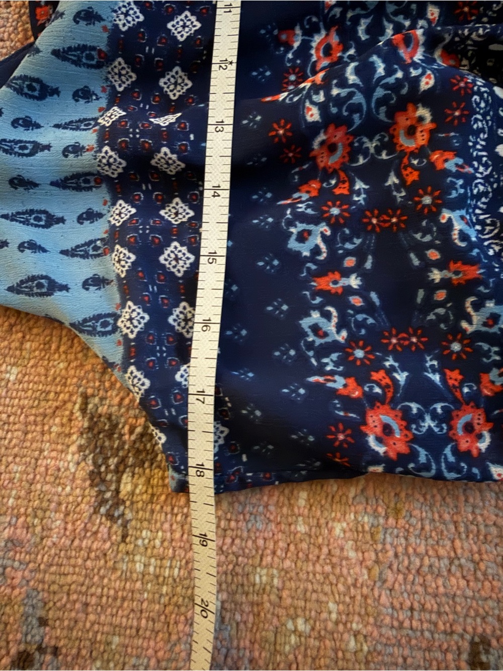 Pattern Flowy Dress - Picture 8 of 8